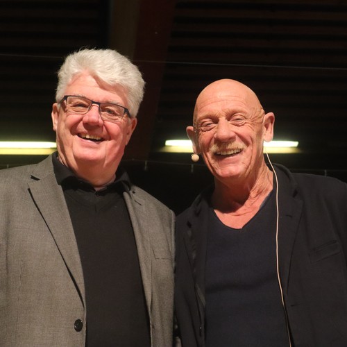 Joe Bausch mit Moderator Hans Joachim Thimm