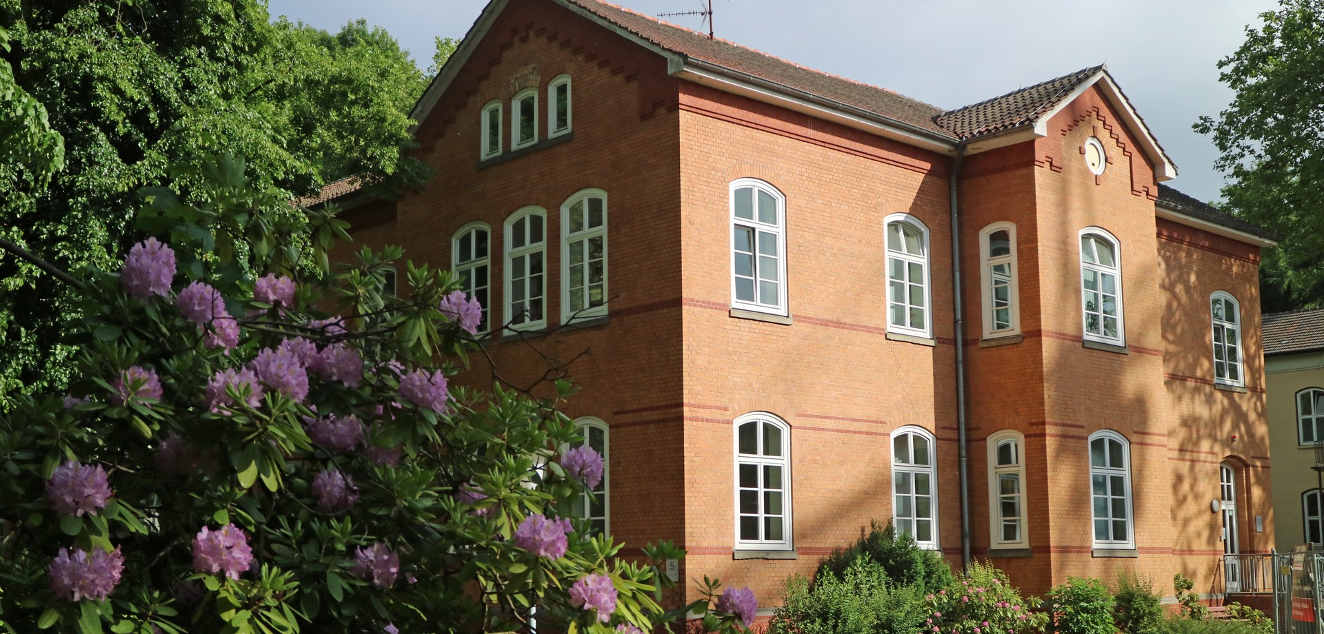 Das Gebäude des AmbulanzZentrums