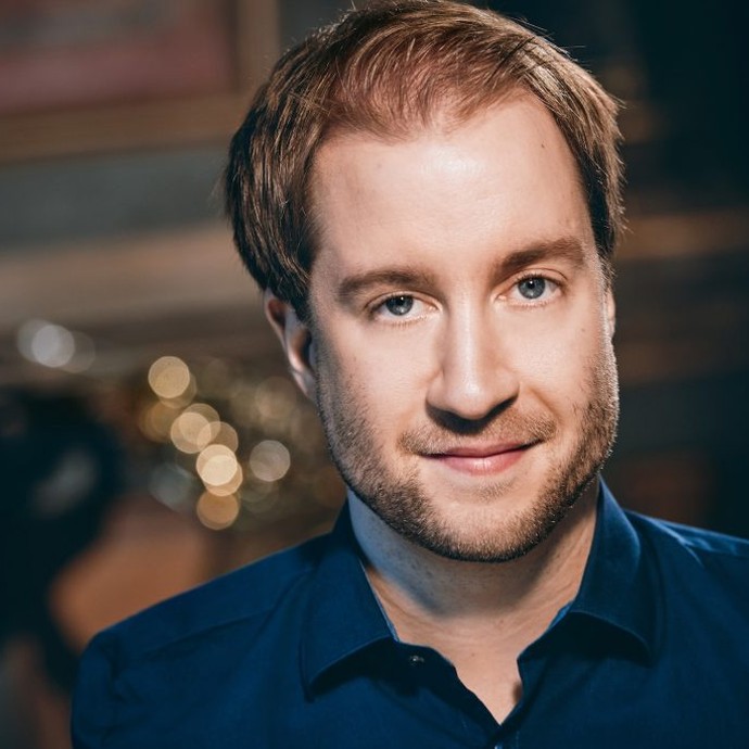 Felix Klieser (vergrößerte Bildansicht wird geöffnet)