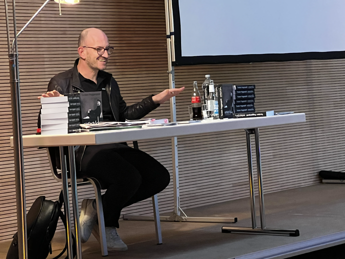 Autor Poggenpohl liest