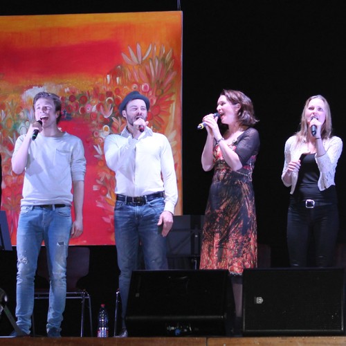 Ensemble des Musicals Next to Normal